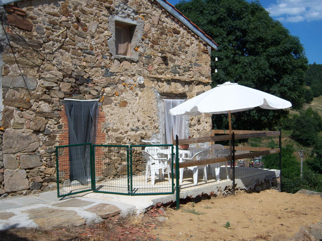 Gite Chez Coste Gilles Saint-Privat-du-Dragon Cameră foto